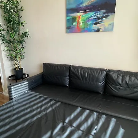 1-bedroom Retreat Apartment